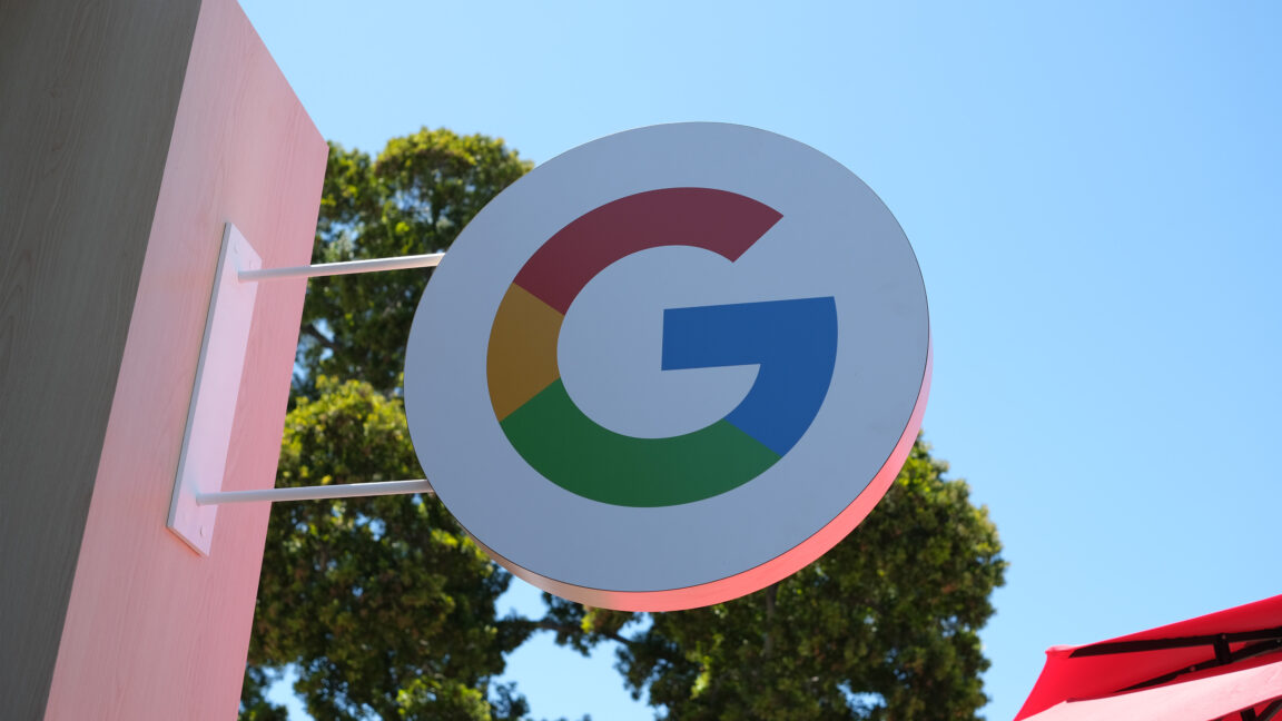 Reference image for: Google warns EU's plans to weaken its monopoly could expose user data