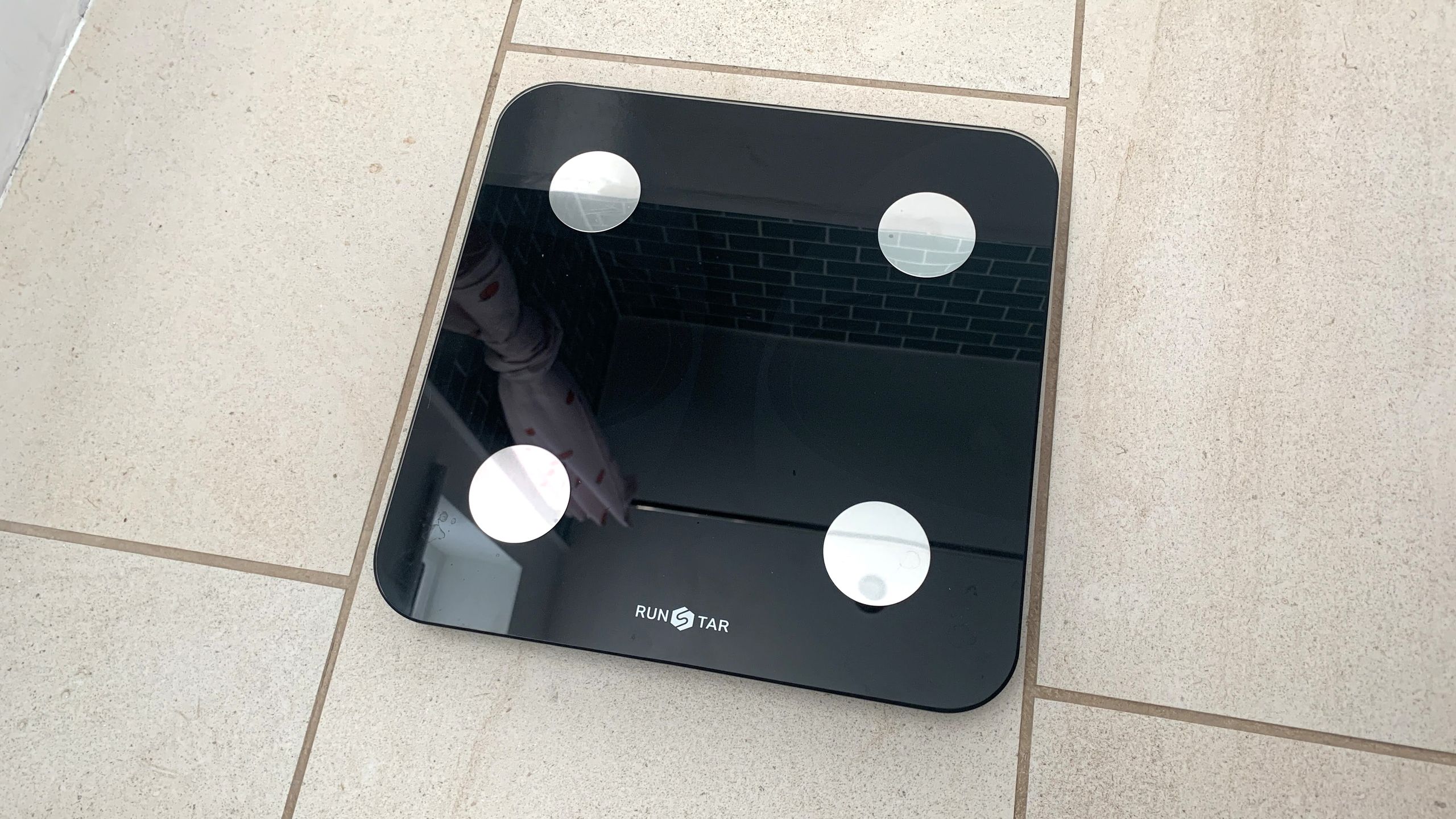 Reference image for: My whole family used the RunStar 4e Body Scale, and this affordable scale is great for weight — but let down by inaccurate body composition
