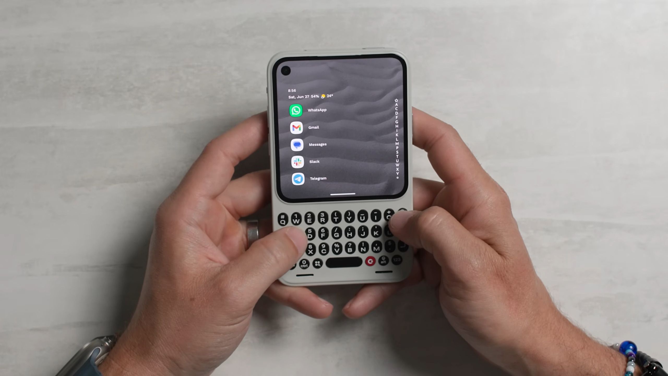 Reference image for: Clicks just showed its BlackBerry-inspired Communicator in action