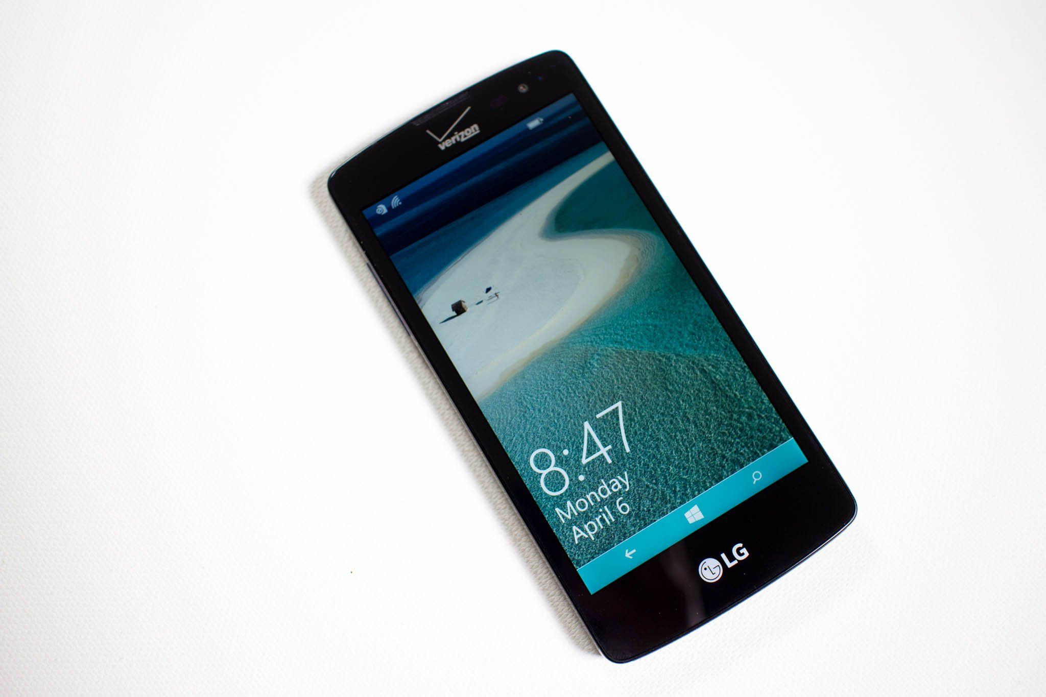 Reference image for: ON THIS DAY: In 2015, we unboxed the Verizon LG Lancet with Windows Phone 8.1, a phone even I forgot about it