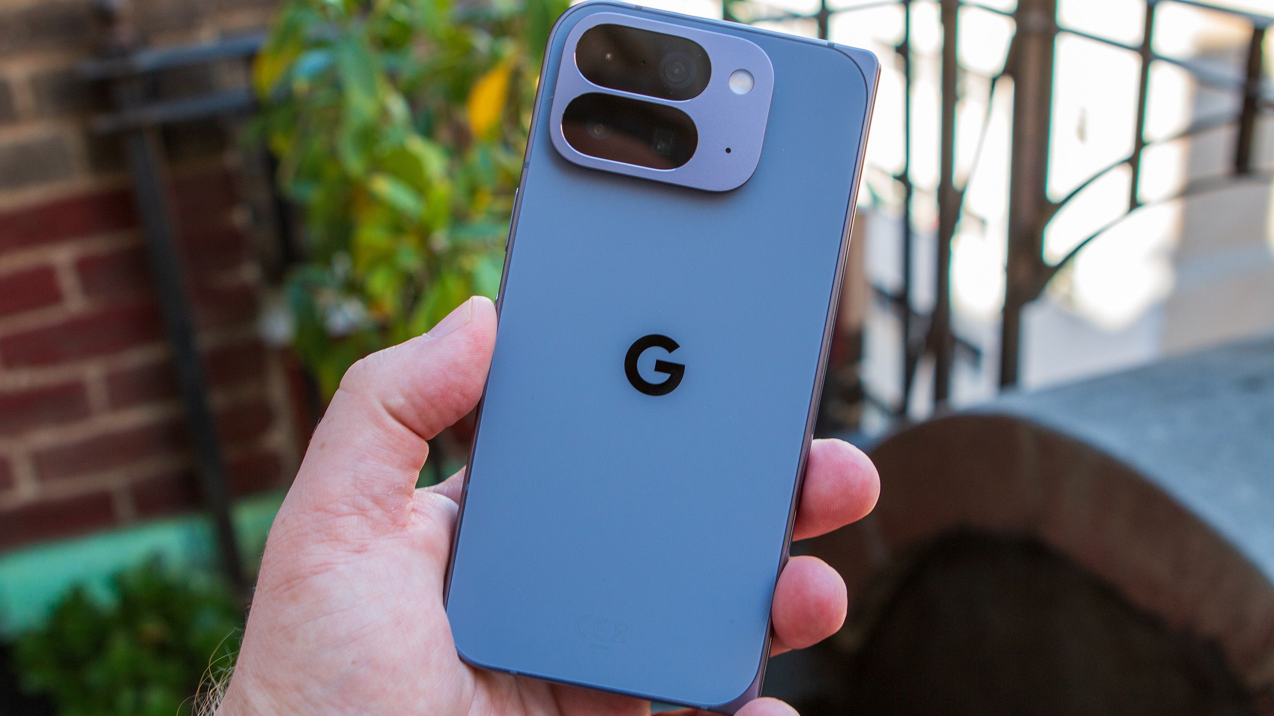 Reference image for: Let us know: Are you Team Google, Team Android, or both