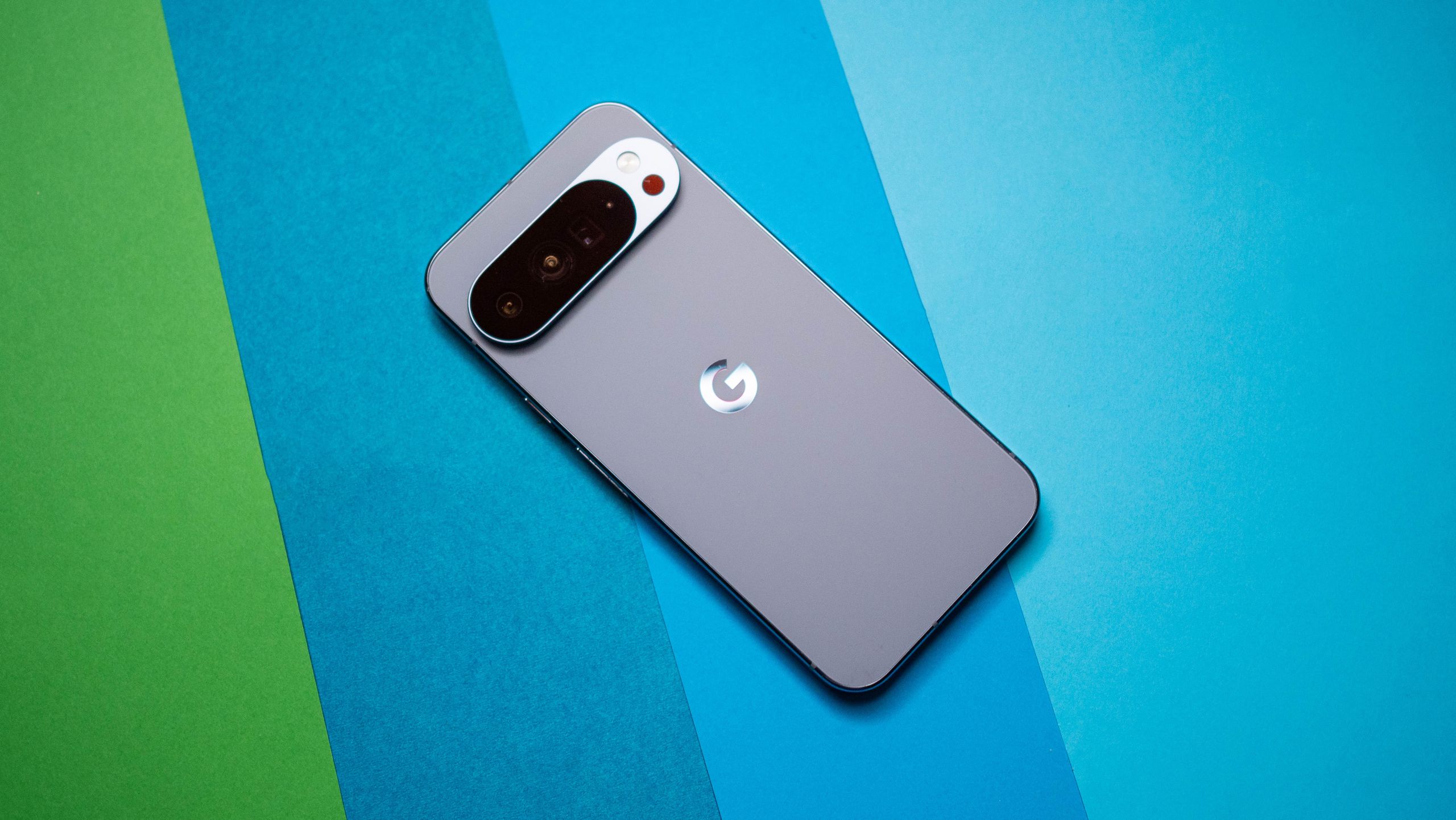 Reference image for: Thinborne is already talking Pixel 11 cases, and this one little change is significant