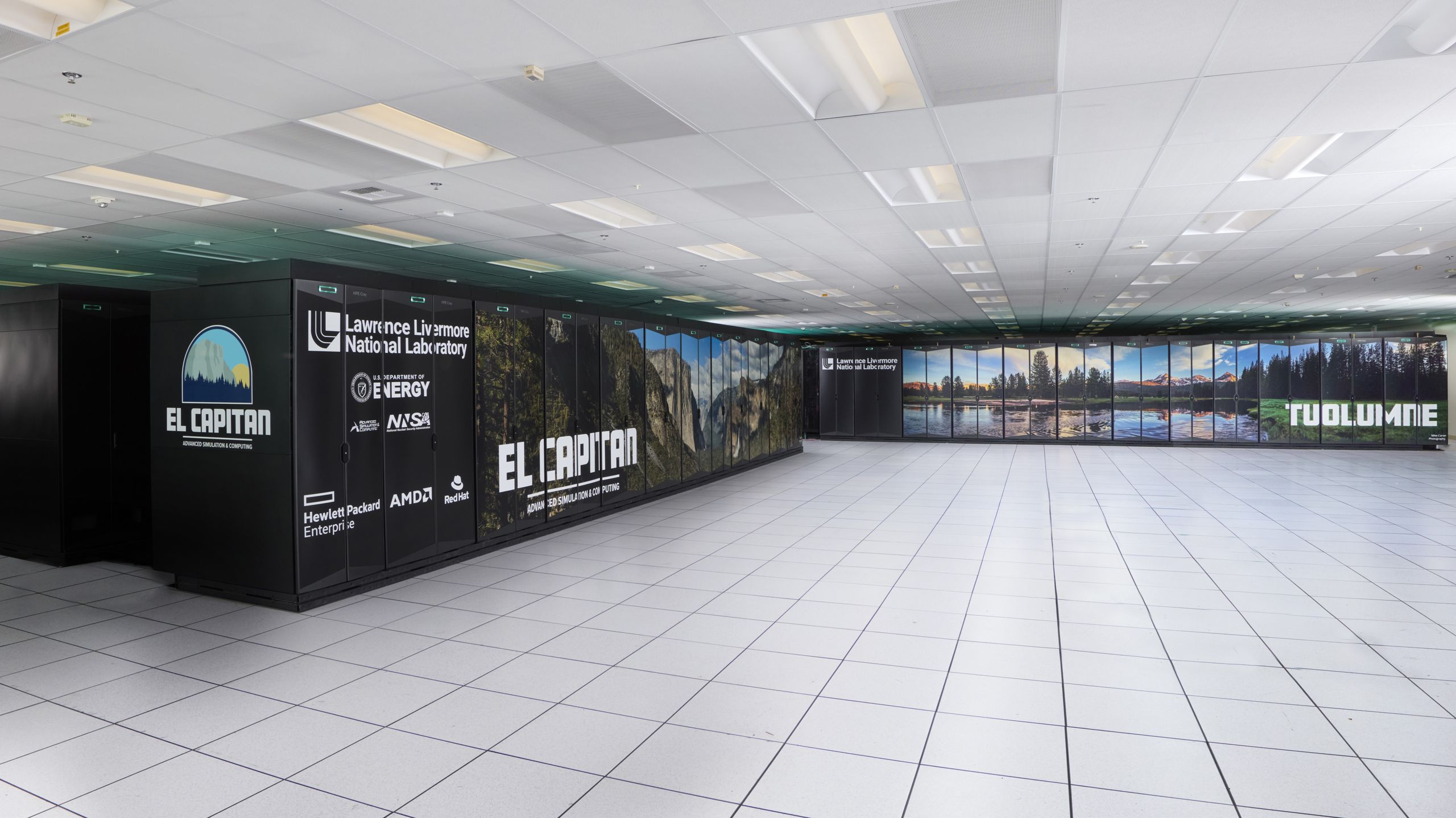Reference image for: China tops the list of fastest supercomputers with a CPU-only behemoth, ending US champion El Capitan's reign