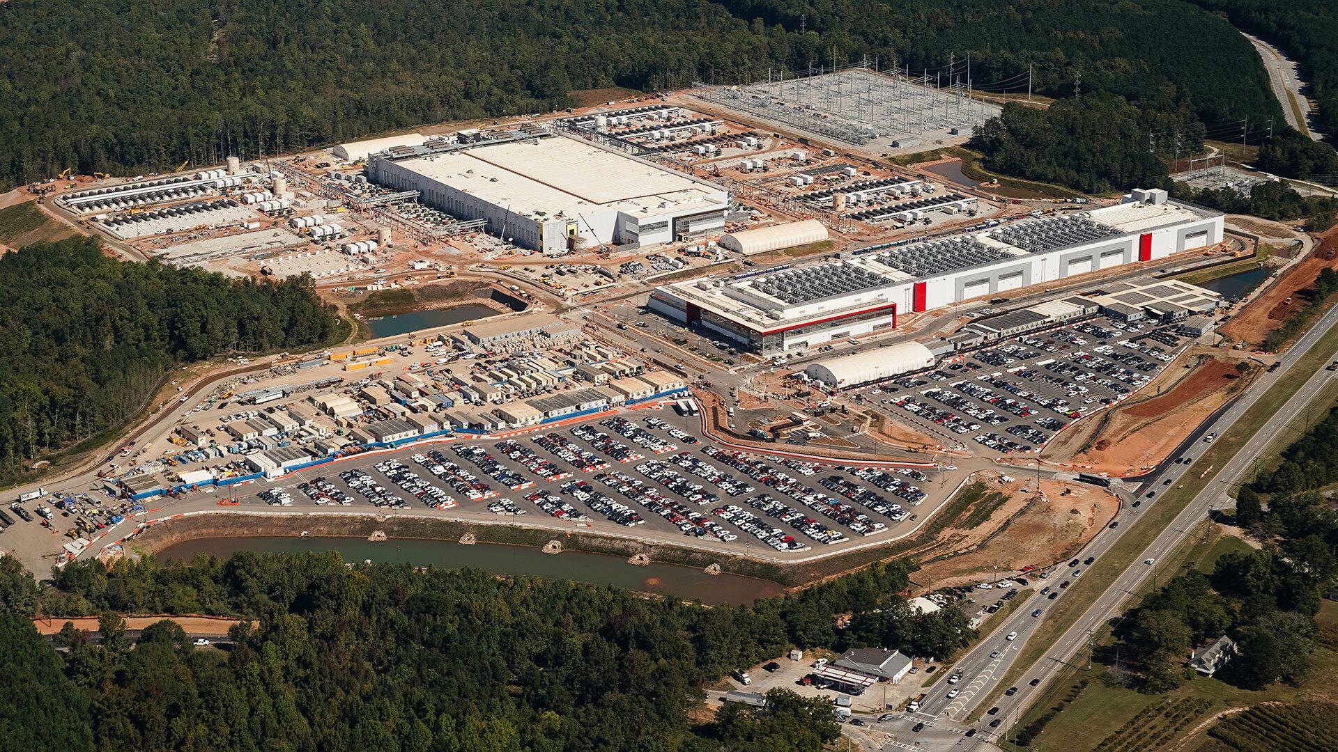 Reference image for: Wisconsin residents file class-action lawsuit against Microsoft's 'world's most powerful AI data center' due