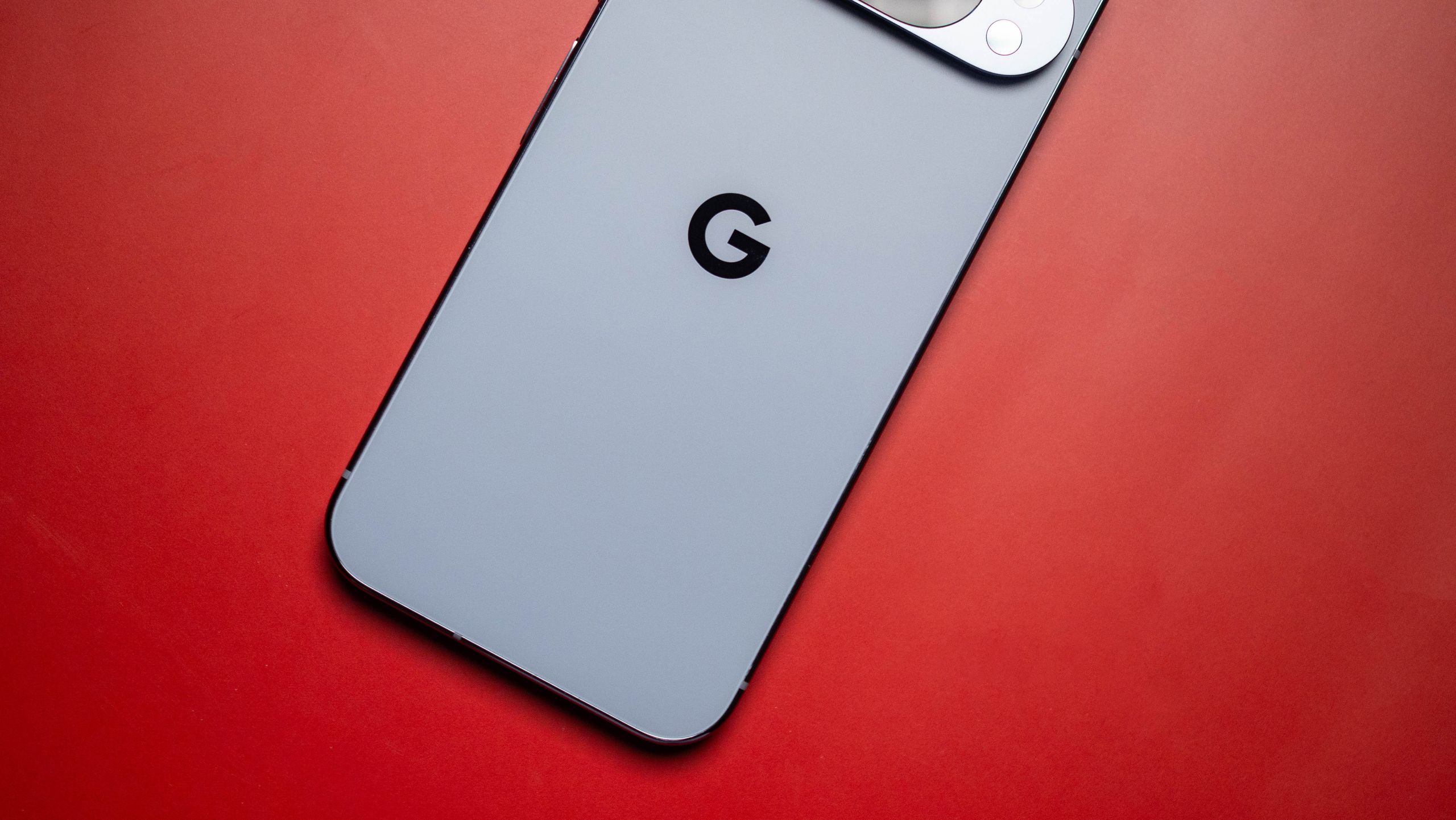 Reference image for: Escaping the loop? Google speaks up about that huge Pixel booting problem