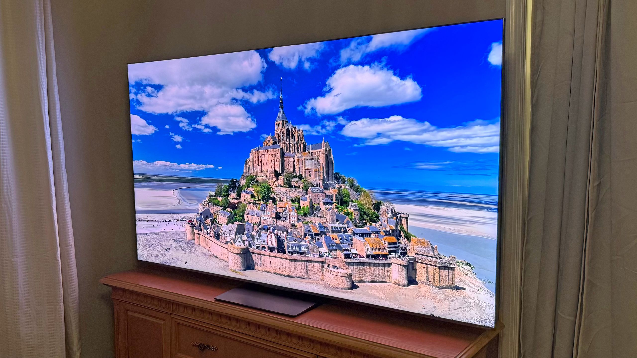 Reference image for: I spent weeks testing the TCL QM8L TV, and I'm a believer in its new SQD mini-LED technology
