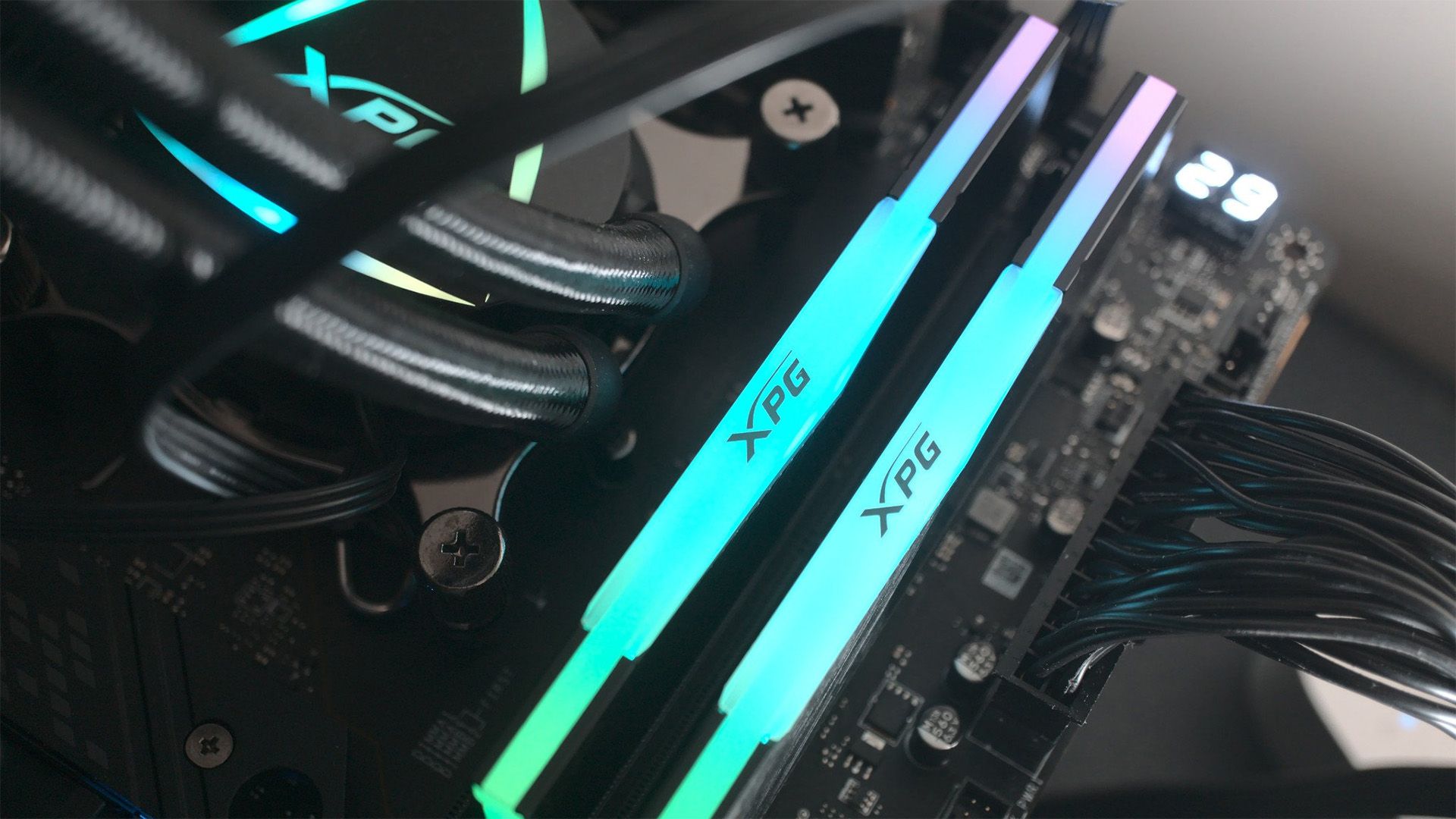 Reference image for: "A distorted market crippled by the behavior of DRAM oligopolists": A new lawsuit is going after RAM makers