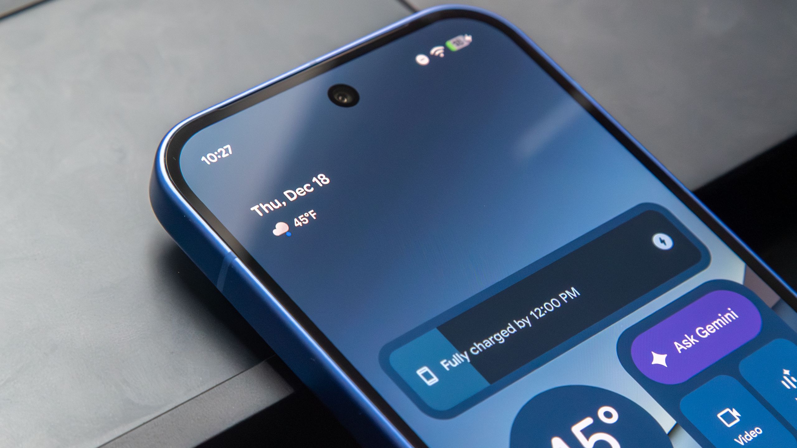 Reference image for: As if we needed more problems, Pixel users now struggle with wonky eSIMs
