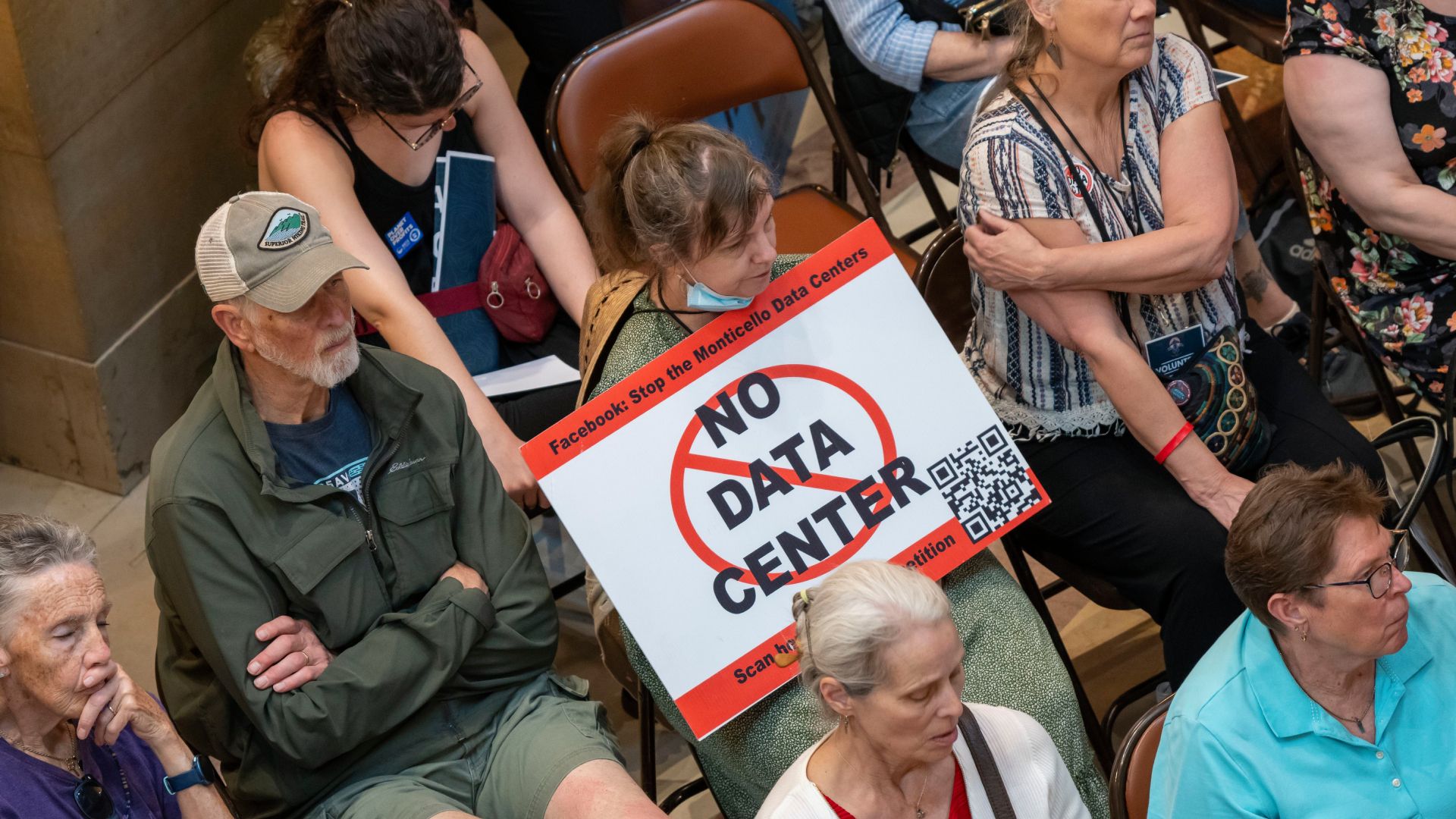 Reference image for: Survey shows that nearly half of Americans don't want new data centers built near their homes