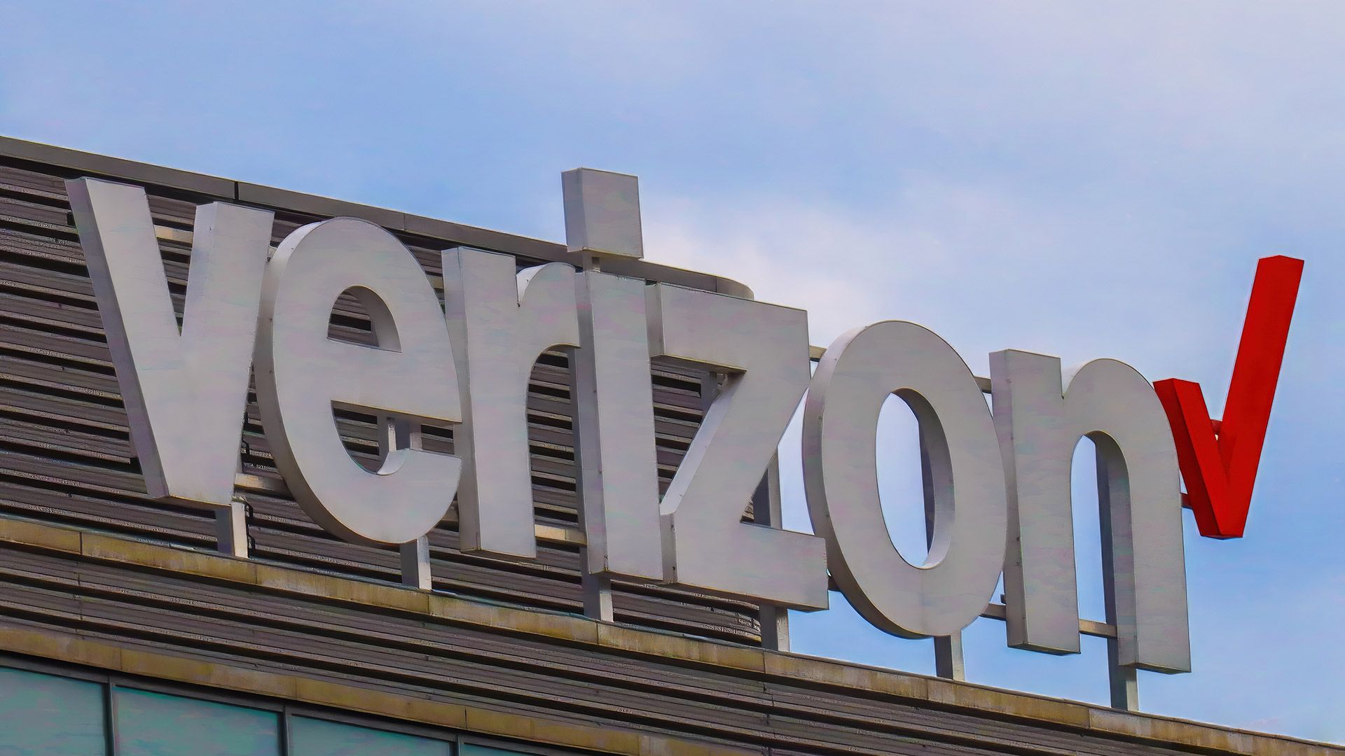 Reference image for: Verizon voice services are down for some — here's what we know so far