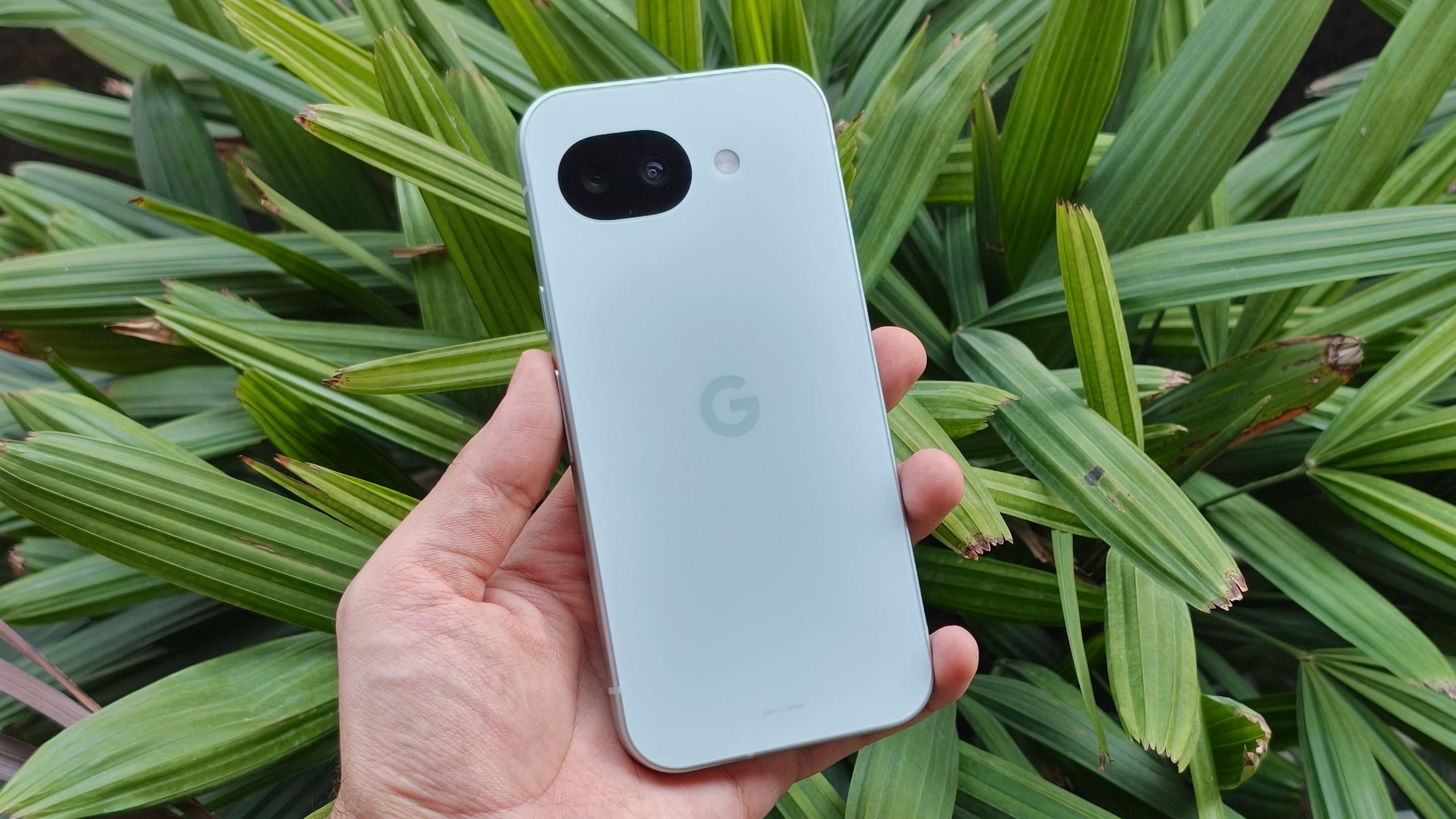 Reference image for: Sick of giant screens? I picked out the best SMALL phones that are getting big discounts this week
