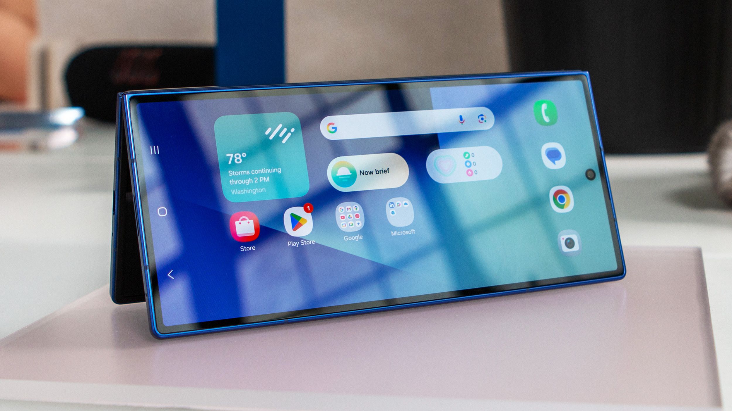 Reference image for: Samsung's wide foldable just got its first detailed specs leak