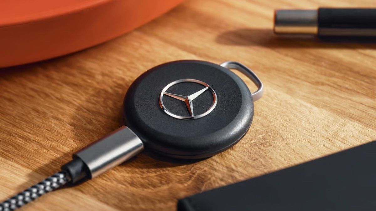 Reference image for: This Mercedes-branded Chipolo tracker fixes one annoying AirTag problem: why this signal is getting harder to ignore