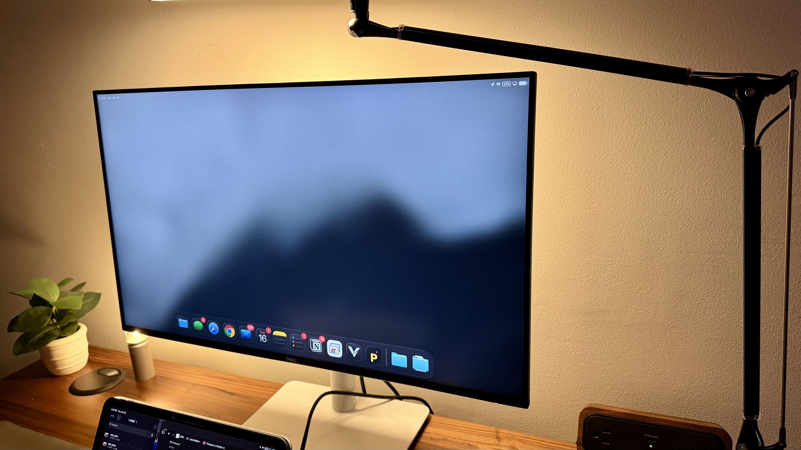 Reference image for: Dell 27 Plus S2725HSM review: An ultra-simple 1080p business monitor for work