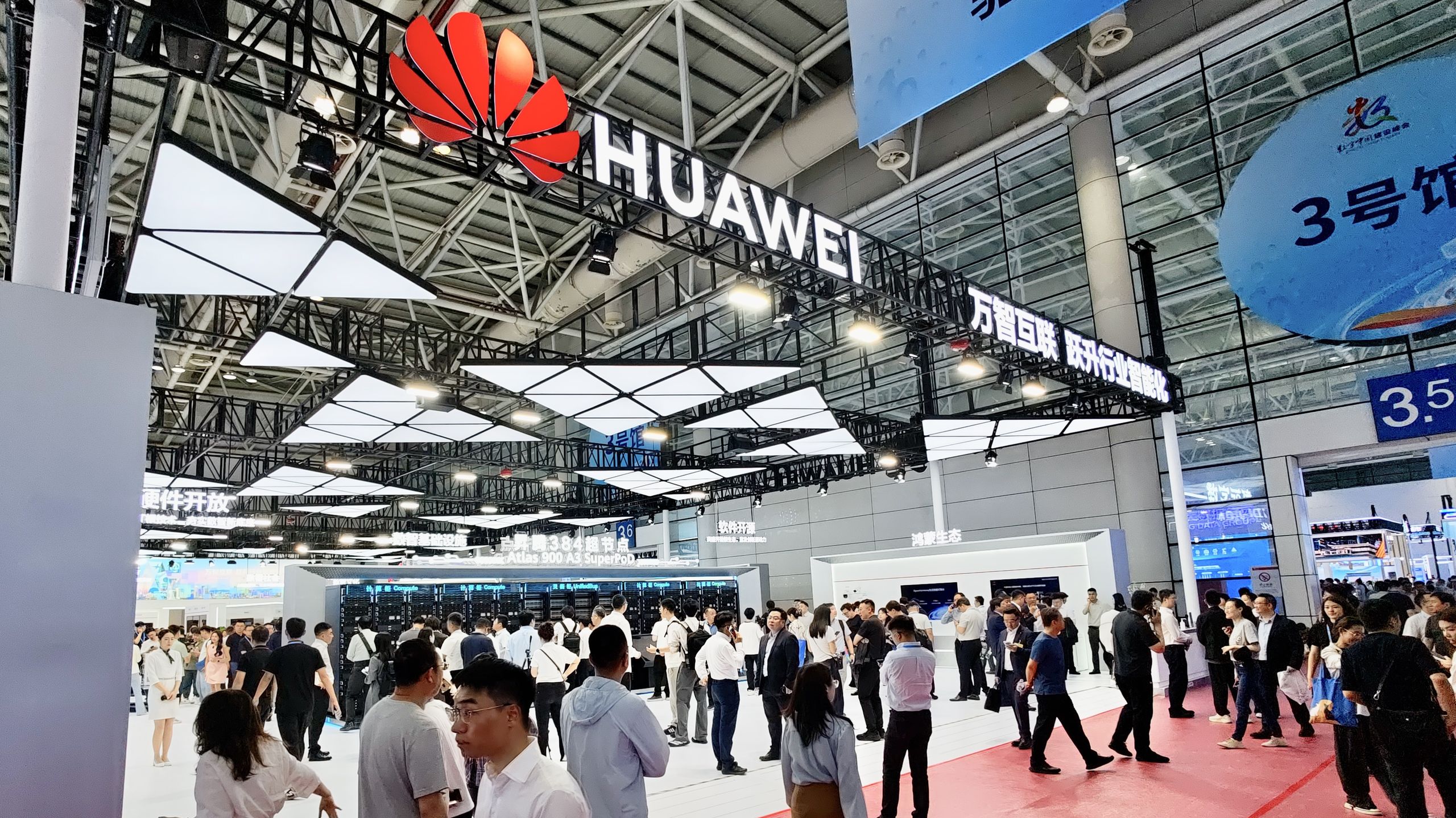 Reference image for: Chinese university builds 3D chip design tool tailored to Huawei's ‘LogicFolding’ architecture