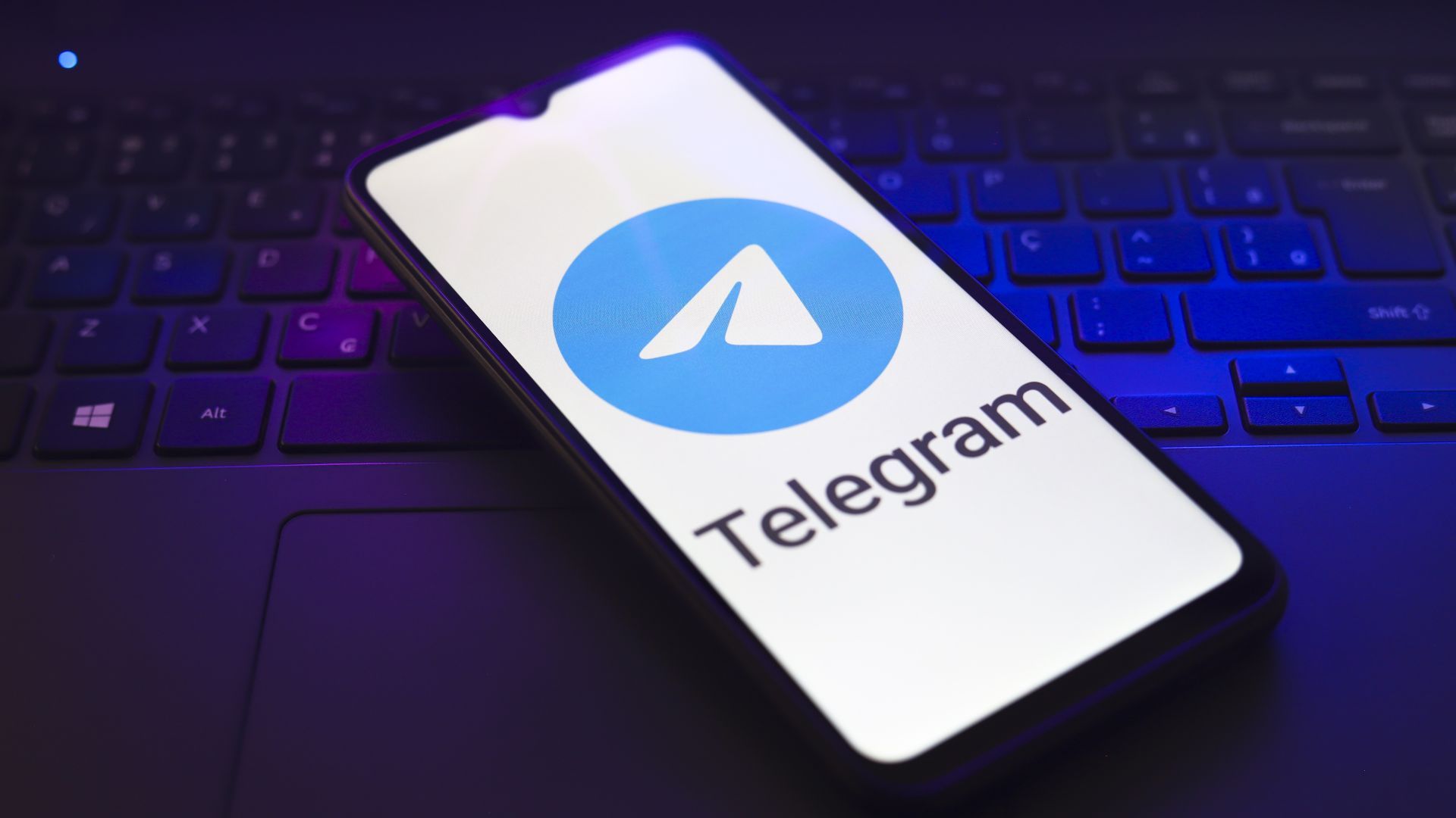 Reference image for: Massive VPN surge hits India as government blocks Telegram over exam fraud