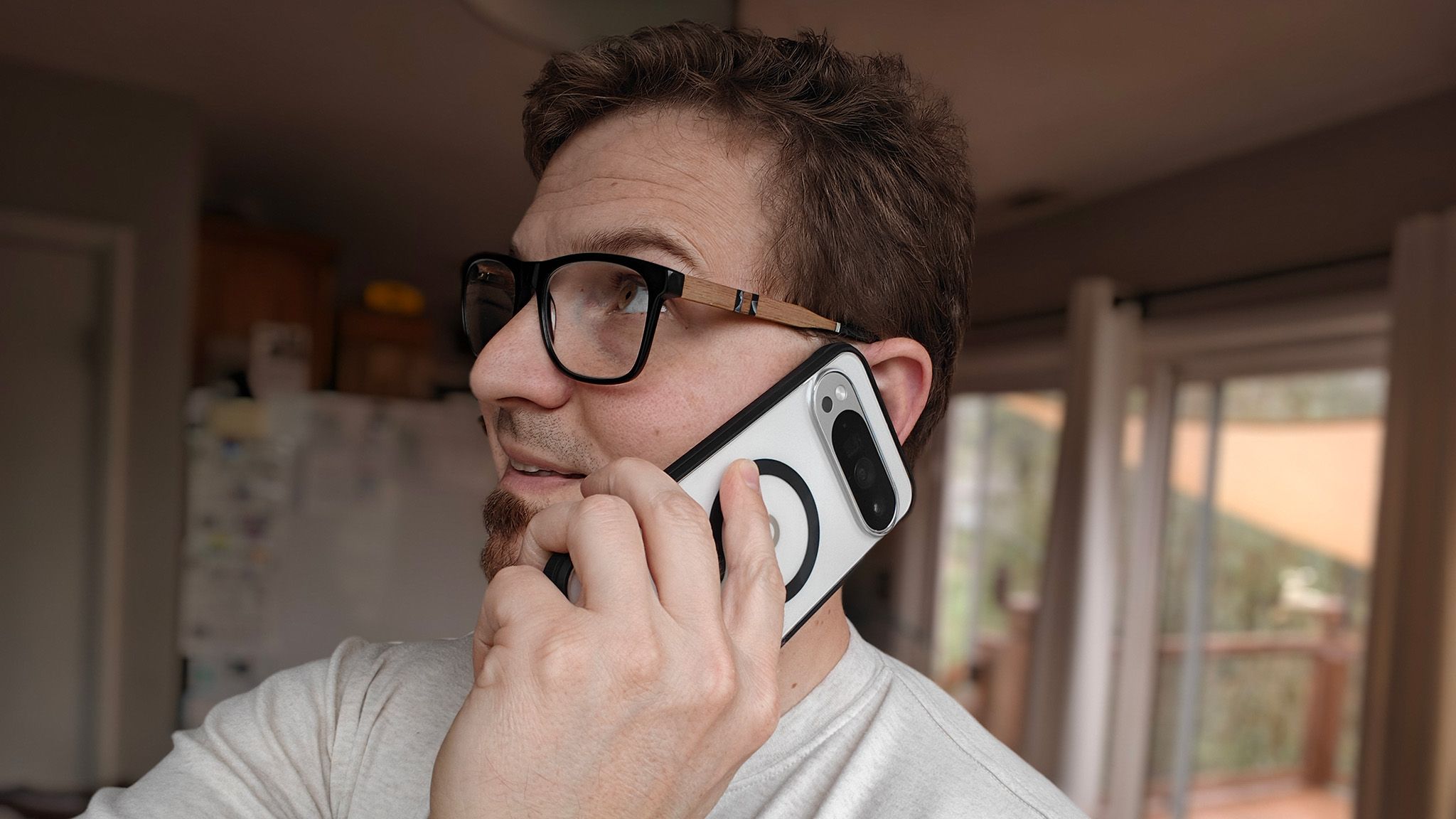 Reference image for: Is the government listening to you through your phone? Here's what a former CIA officer says