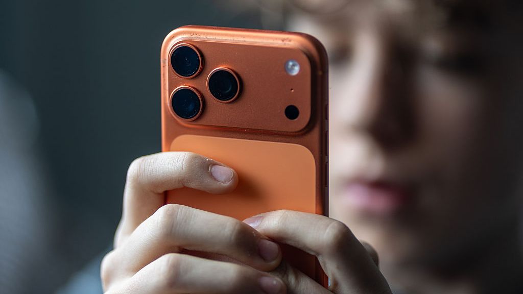 Reference image for: Apple’s new Child Safety features ‘don't get to where the harm is happening,’ online safety expert says