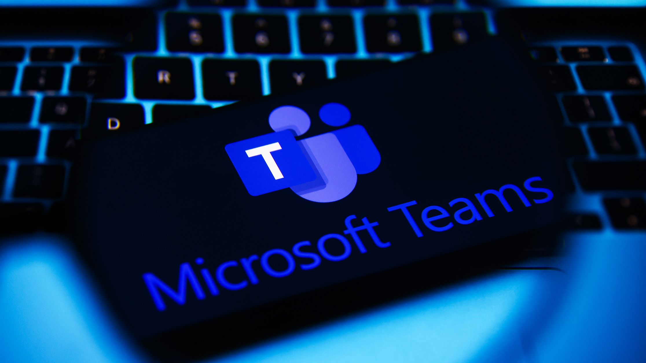 Reference image for: Teams erratically flips user status from 'Available' to 'Away' after just minutes of inactivity: "It’s not a