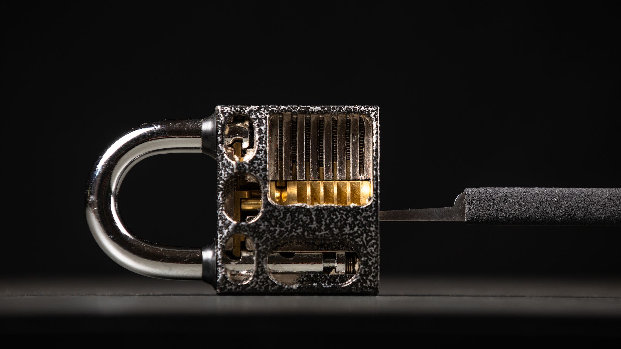 Reference image for: Devastating 'Dirty Frag' exploit leaks out, gives immediate root access on most Linux machines since 2017
