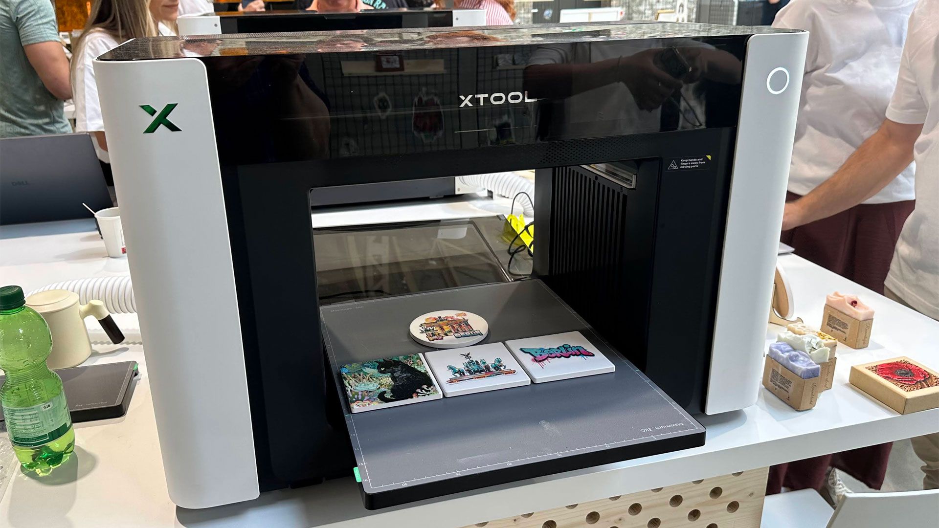 Reference image for: xTool says its 01 Omni Printer can ‘print it all’
