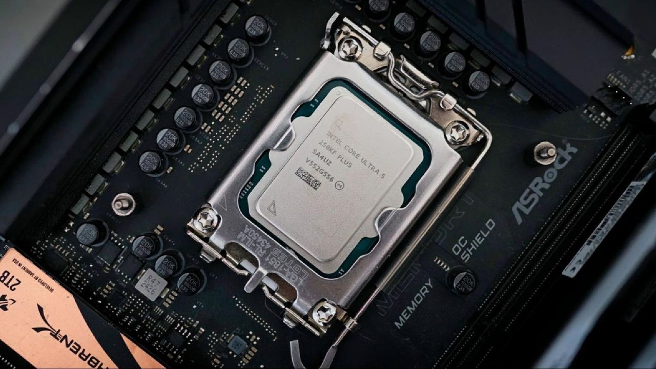 Reference image for: Intel's potent 18-core Core Ultra 5 250KF Plus CPU lands at retail for under $200