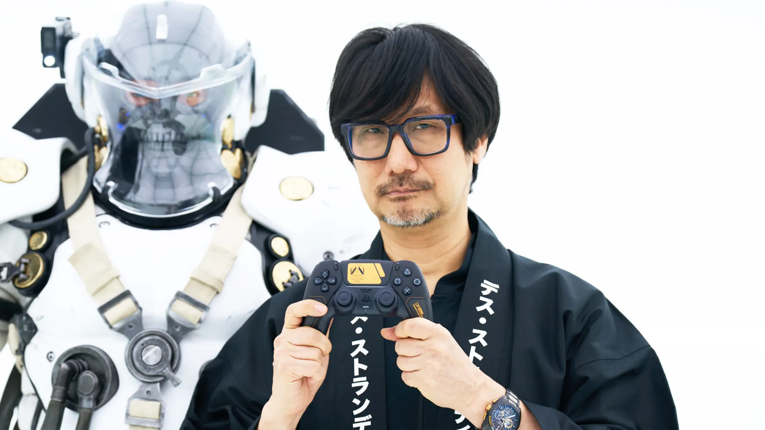 Reference image for: Hideo Kojima describes Sony's decision to end physical games as 'scary', warns that you 'won't own the data'
