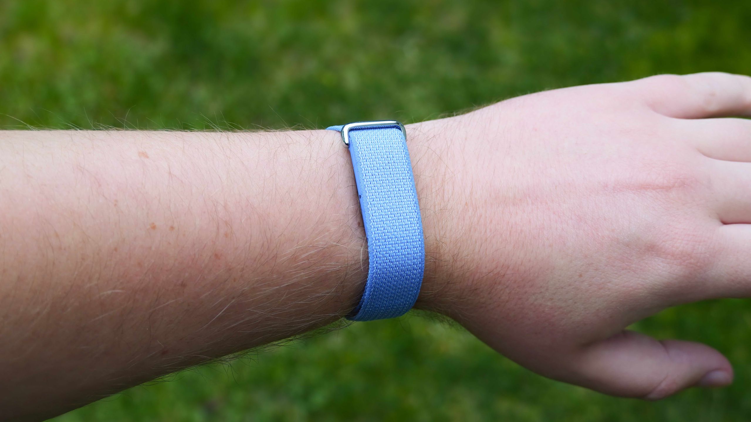 Reference image for: 7 first things you should do with the Google Fitbit Air: why this signal is getting harder to ignore