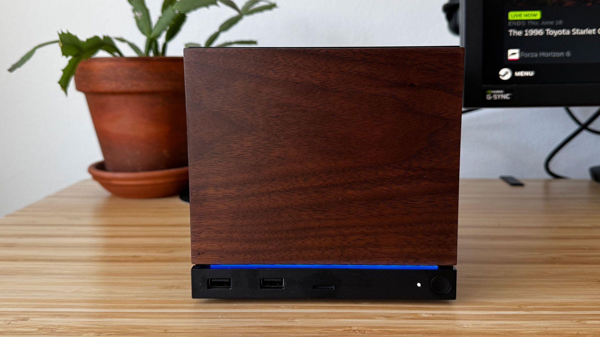 Reference image for: Steam Machines will only come with one 16GB stick of RAM