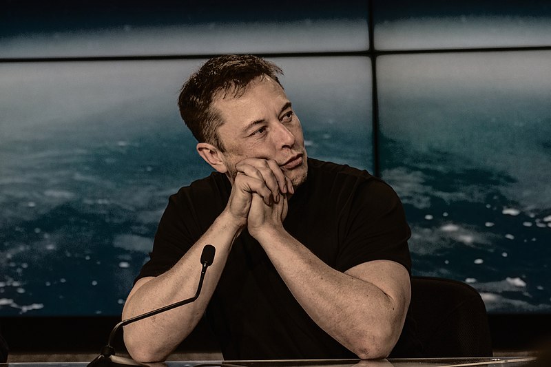 Reference image for: Report: SpaceX showed investors an AI device before IPO; Musk denies it