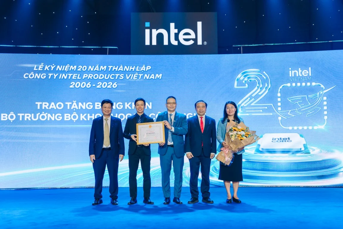 Ảnh tham khảo cho bài: Hành trình 20 năm của Intel tại Việt Nam: từ nhà máy chip đến trung tâm nhân lực bán dẫn