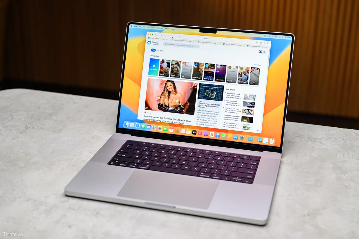 Ảnh tham khảo cho bài: Apple bỏ qua M6 Pro và M6 Max, nhảy luôn sang chip M7 với MacBook Pro OLED hoàn toàn mới