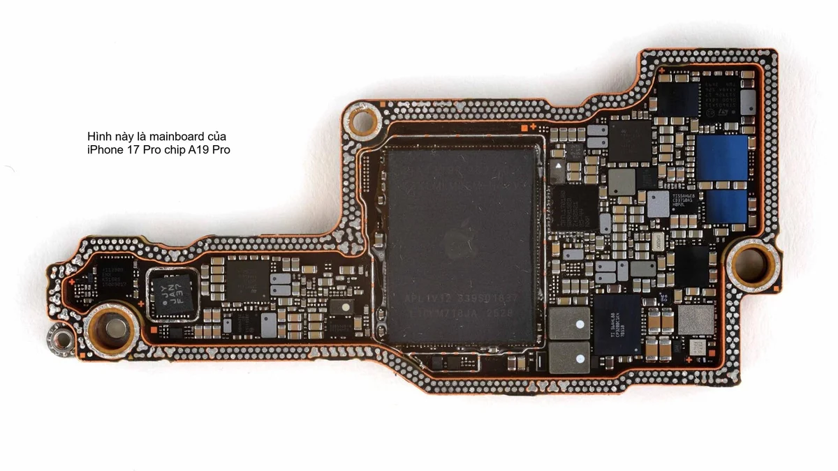Ảnh tham khảo cho bài: Lộ ảnh bo mạch của iPhone 18 Pro với chip A20 Pro, vẫn dùng modem 5G của Qualcomm