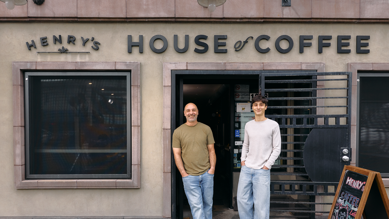 Reference image for: 3 ways this coffee shop is growing with Gemini