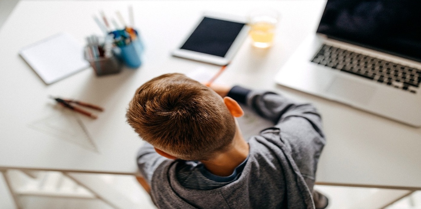 Reference image for: Supporting safer and scalable online learning in K–12: why users should pay attention