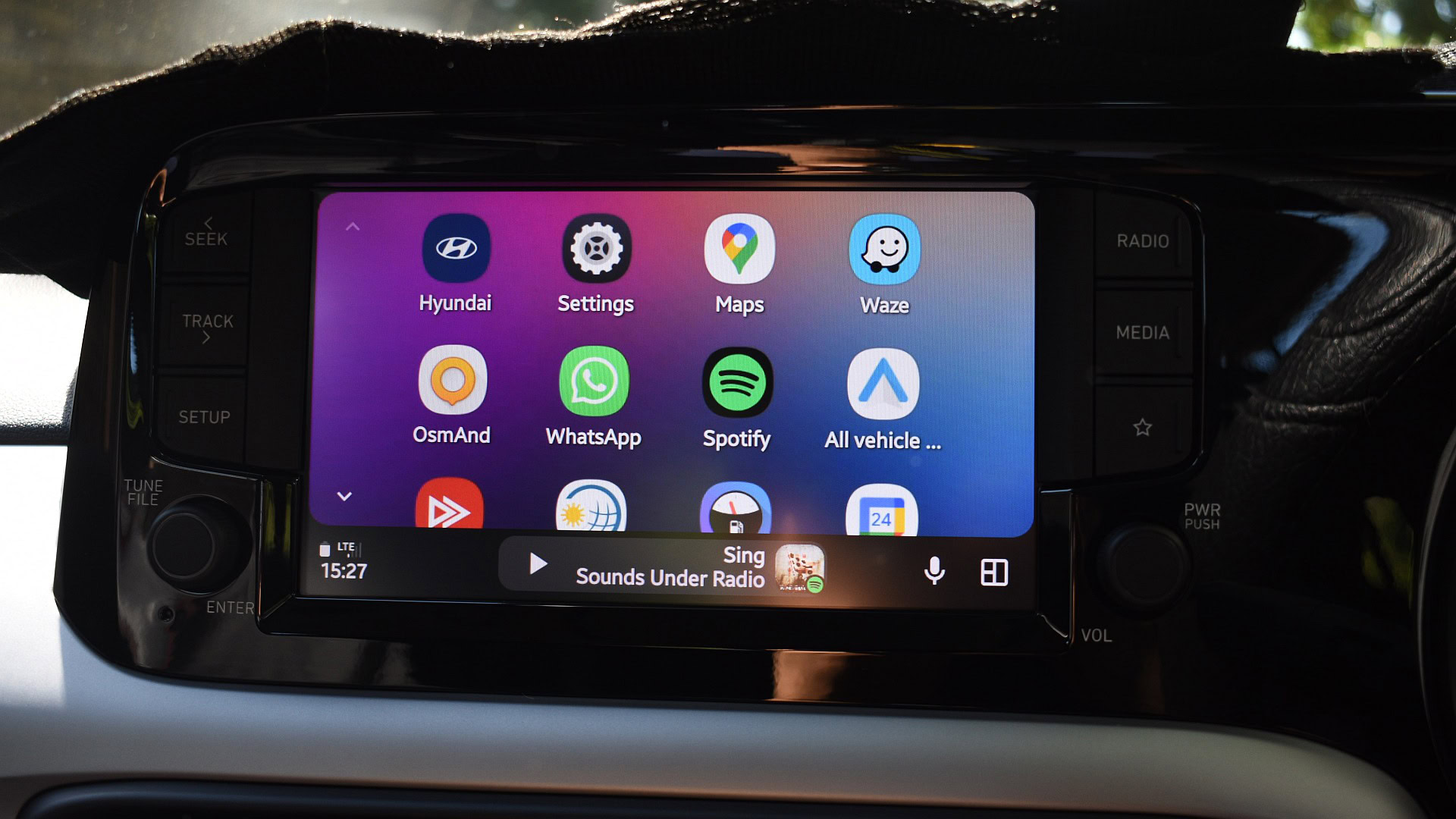 Survey reveals the brutal reality of Android Auto connectivity problems | Quick update 23 (Apr 2026)