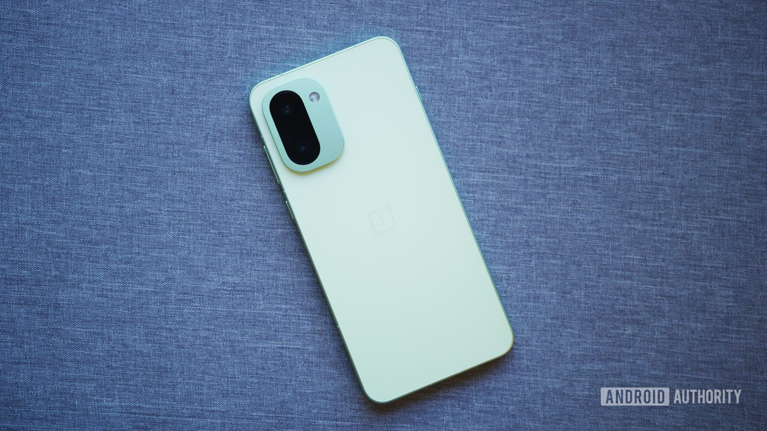 Reference image for: What RAM crisis? OnePlus is beefing up the 15R with more RAM