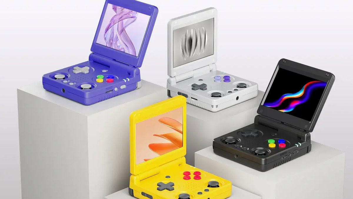 Reference image for: Did ANBERNIC quietly downgrade its GBA SP-like handheld again? Not so fast