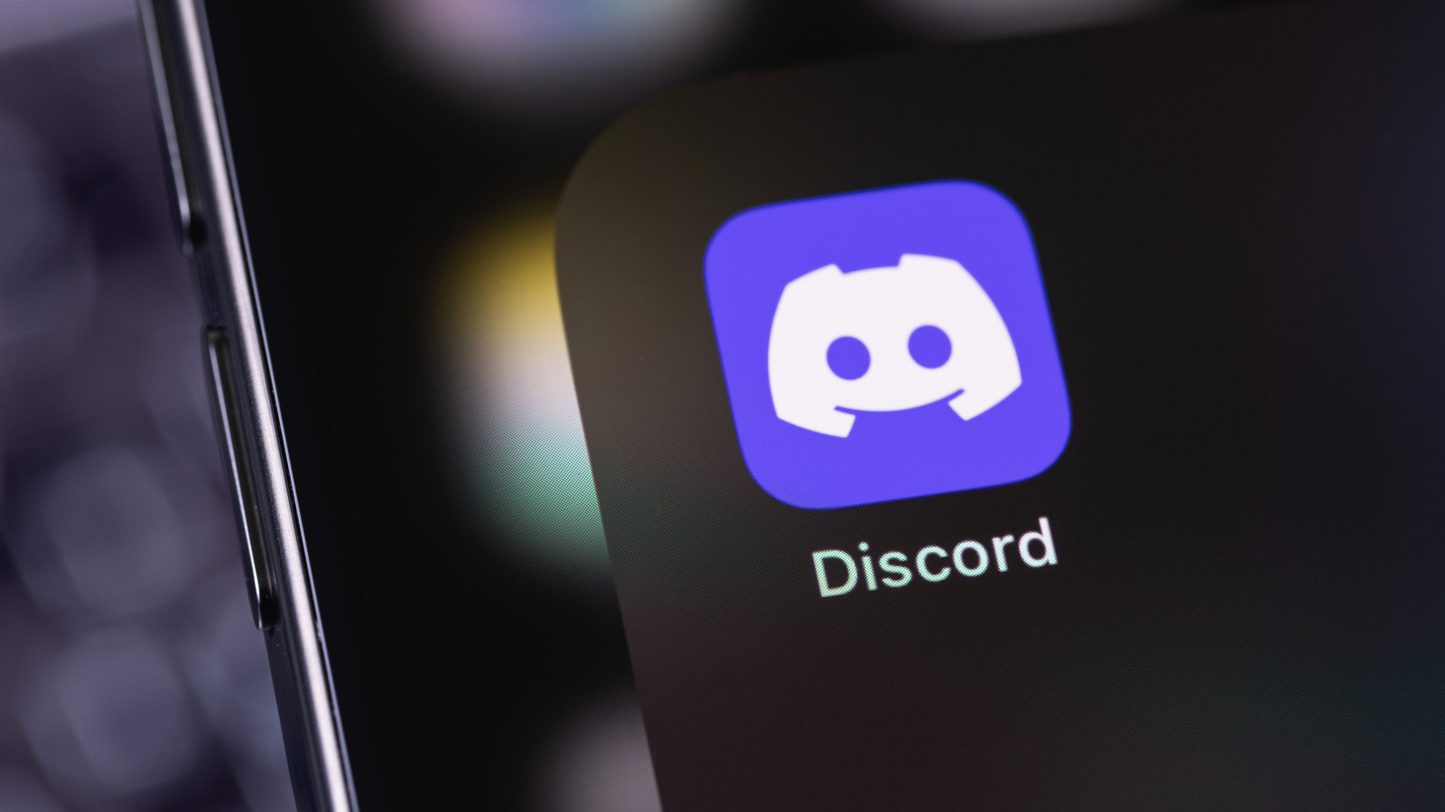 Reference image for: Discord is back after an outage that took some users offline: why this signal is getting harder to ignore